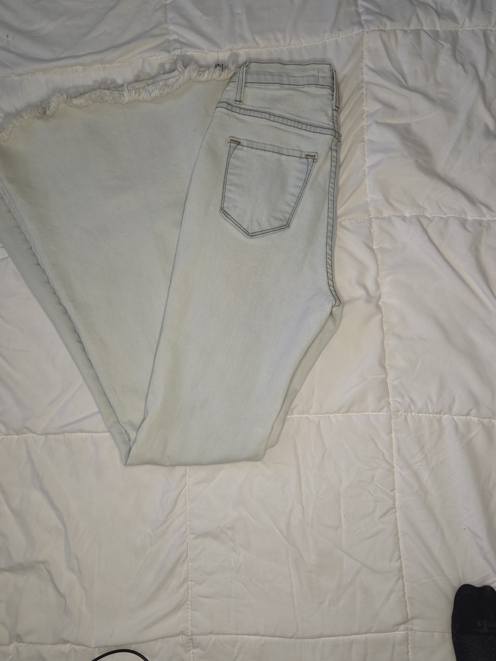 Vibrant MIU Size 27 7 Women’s Light Wash Bell Bottom Jeans - Light Blue - Picture 2 of 9